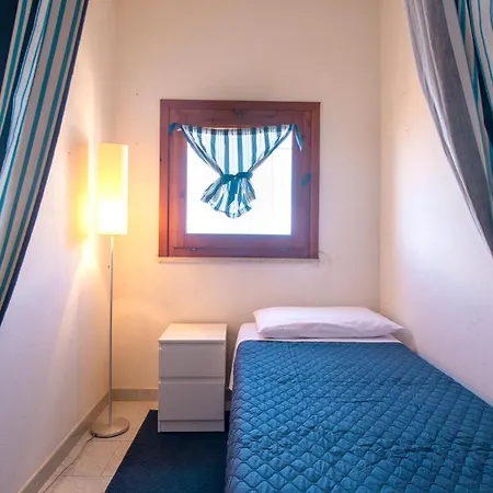 Апартаменты Marina Bay - *