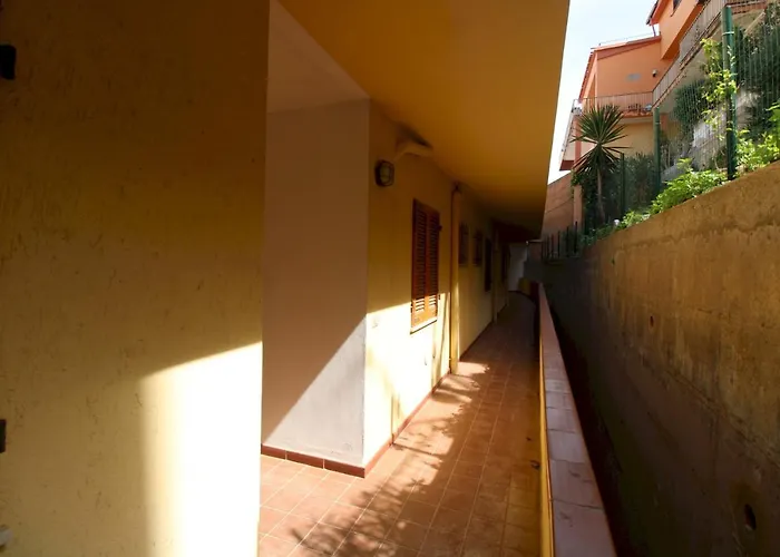 Marina Bay - Апартаменты *