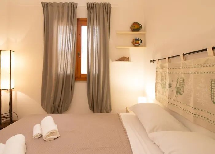 Marina Bay - Апартаменты Кастельсардо