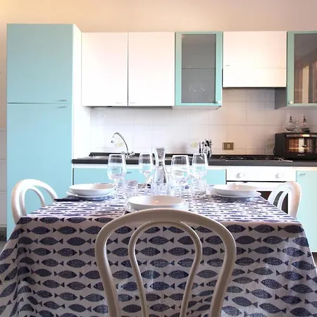 Marina Bay - * קאסטלסארדו